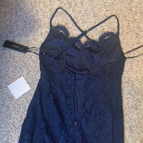 Lulus lace dress - Picture 3 of 5